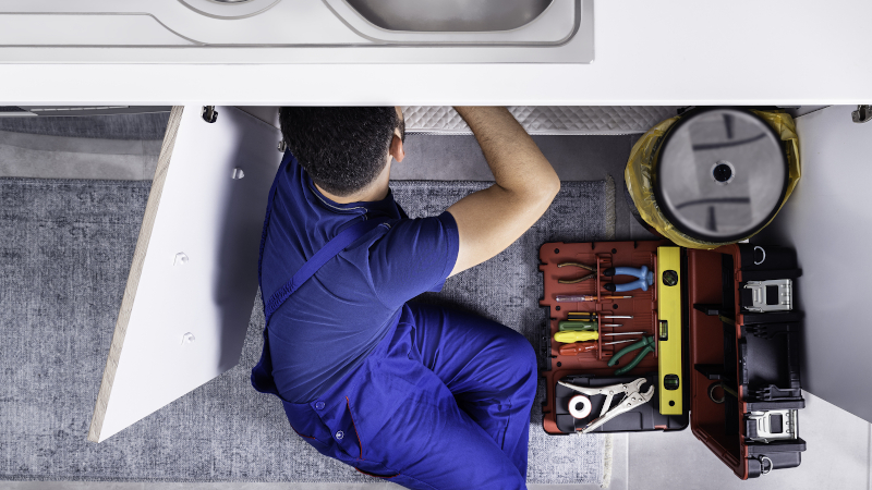 Why You Should Hire Professional Plumbing Services to Work on Your Pipes